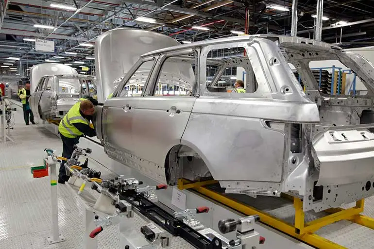2013 Range Rover aluminium shell under construction
