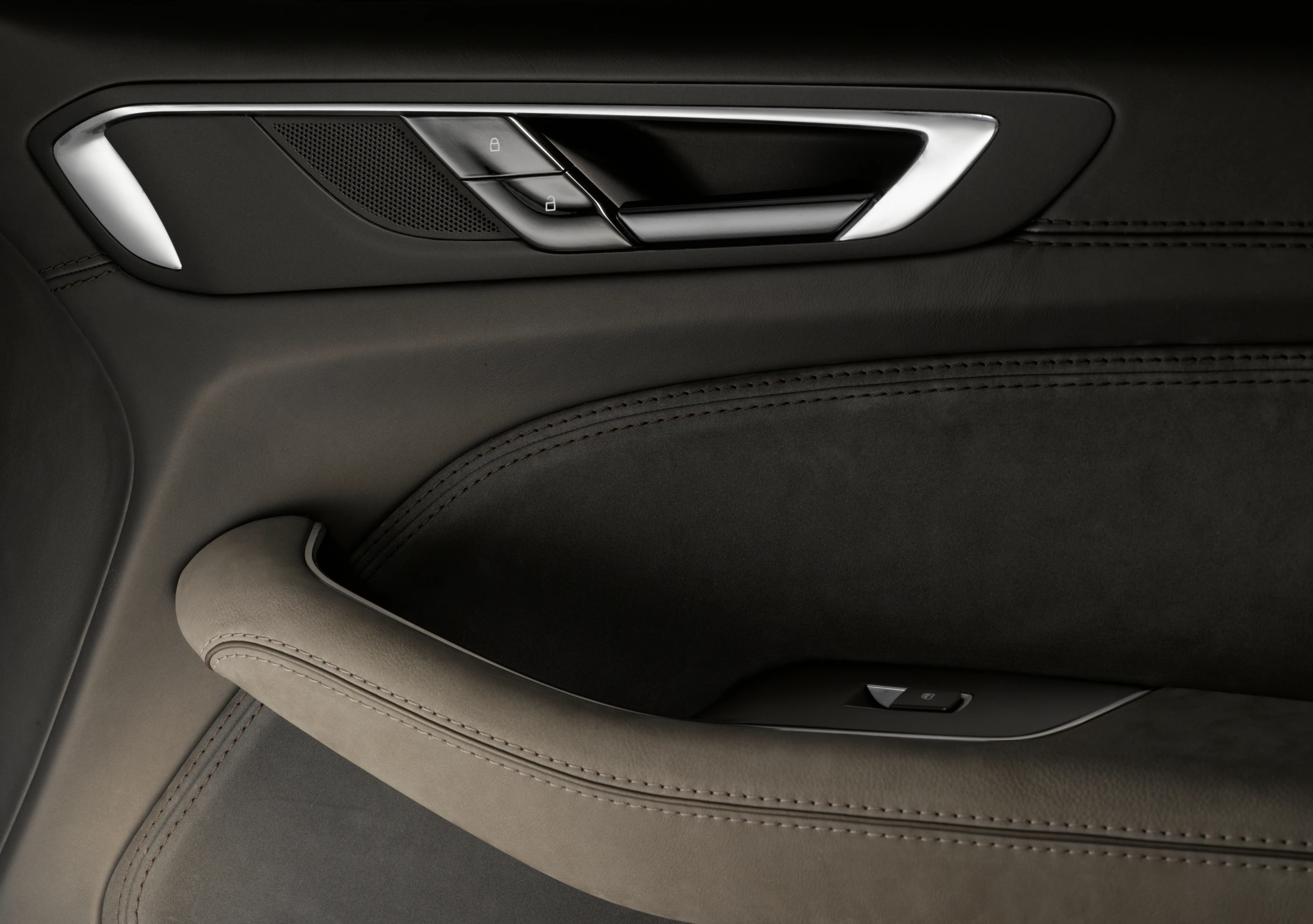 Door detail of the Ford S-Max Concept