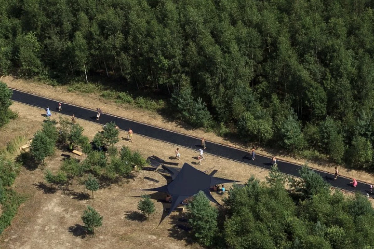 The “Fast Track” trampoline road stretches across 51 meters (167 ft)