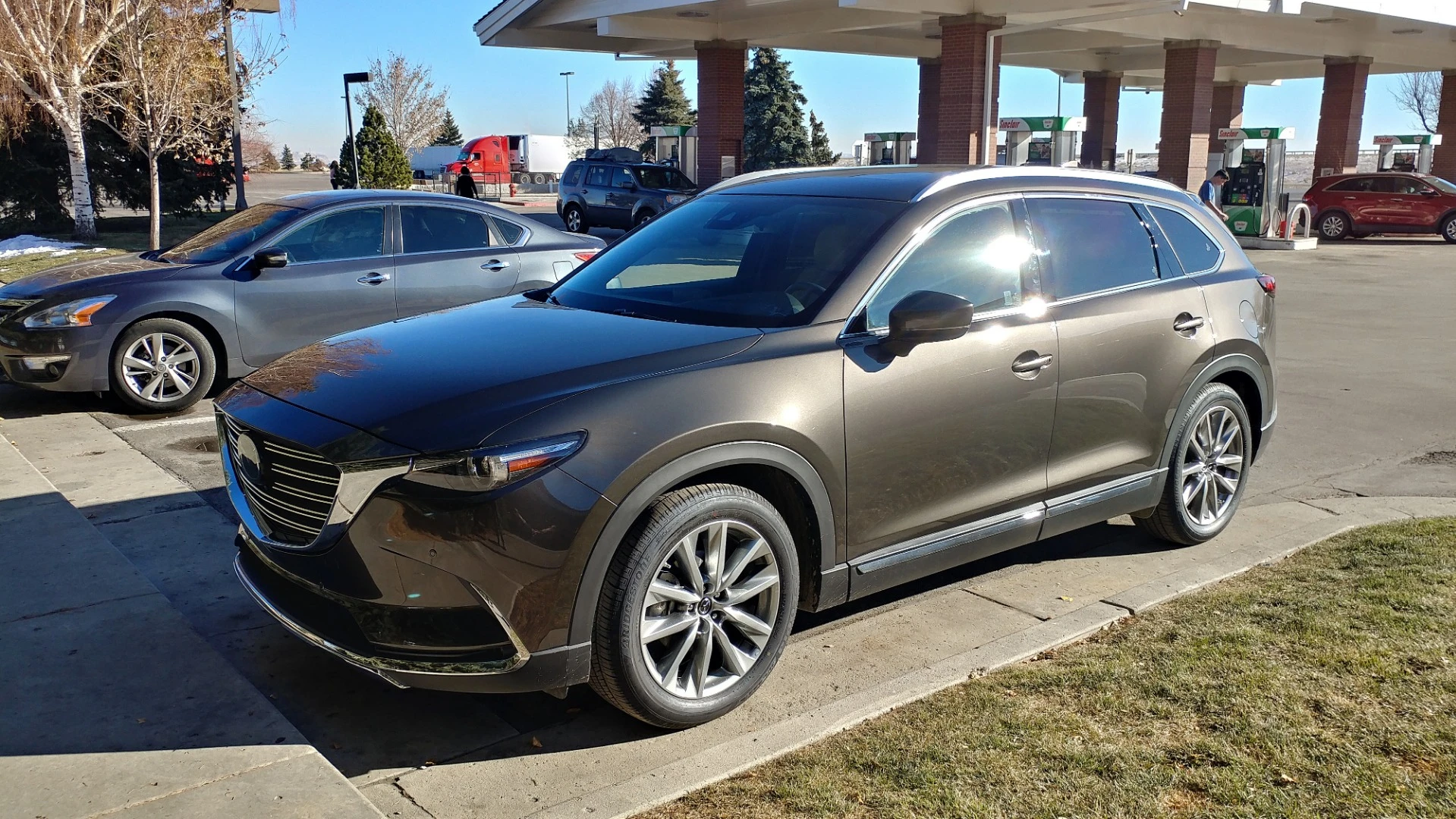 Few crossovers can claim the almost universally appealing exterior of the CX-9