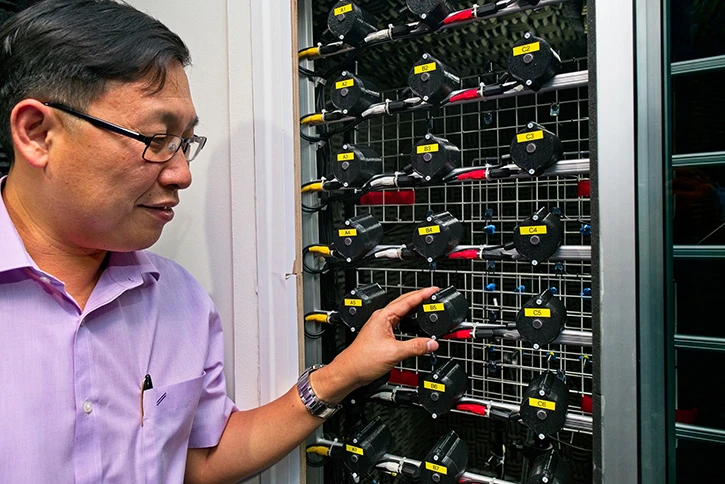 The prototype active noise-canceling window system is made up of a grid of devices that each contain a microphone, a speaker and a processing unit