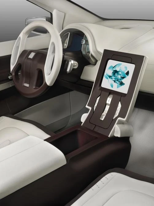 The Sequel's Movable Center Console.