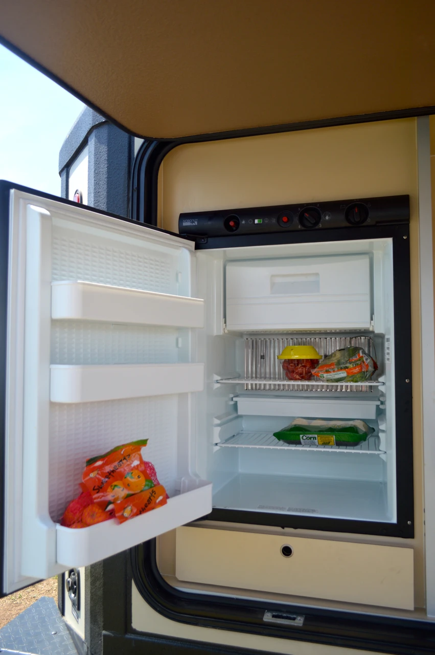A look inside the refrigerator on the external galley (Photo: C.C. Weiss/Gizmag)