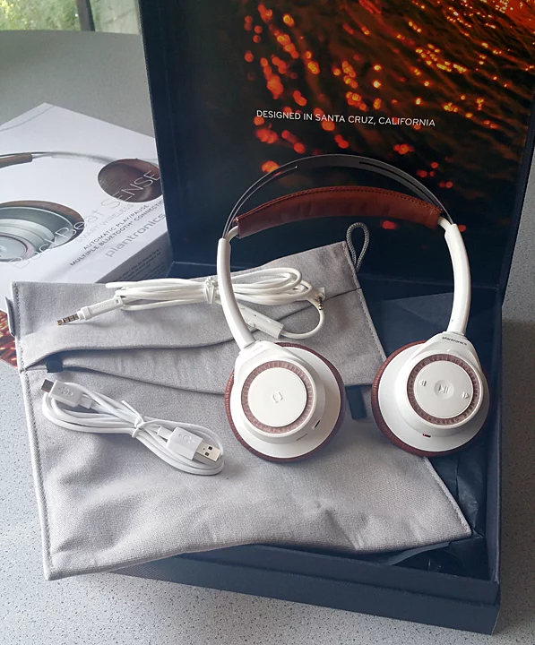The Plantronics BackBeat Sense headphones come with Micro USB charge cable, audio cable with in-line remote, and fabric carrying case