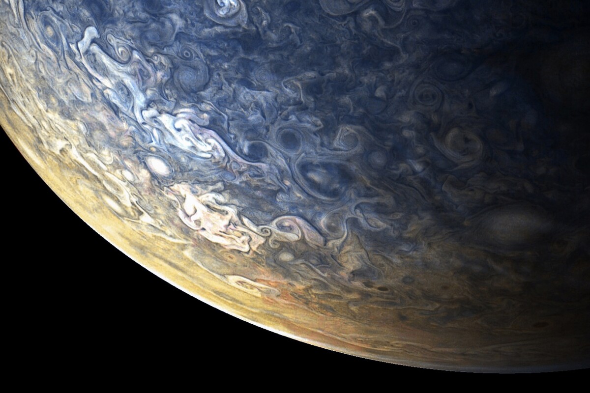 Gallery Juno S Latest Jupiter Images Revealing Swirling Psychedelic Clouds
