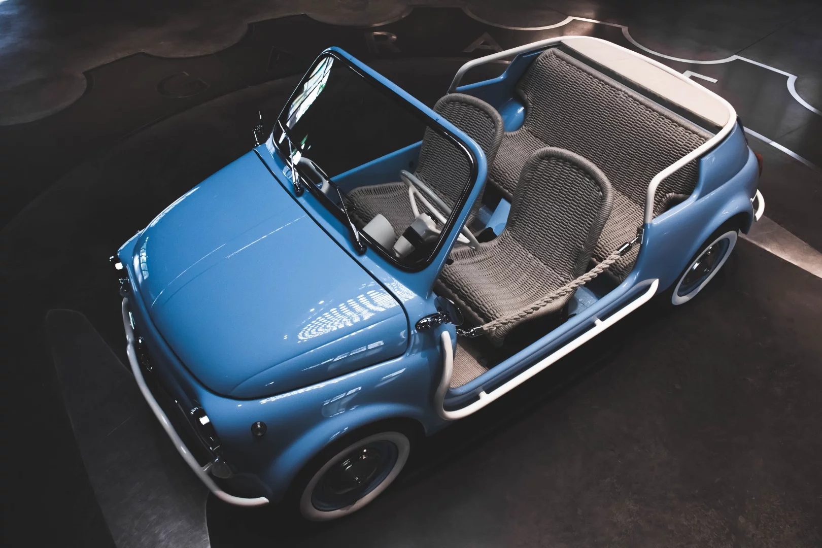 The Icon-e project is designed to celebrate Italy's strong design and automotive culture, with a modern and innovative twist