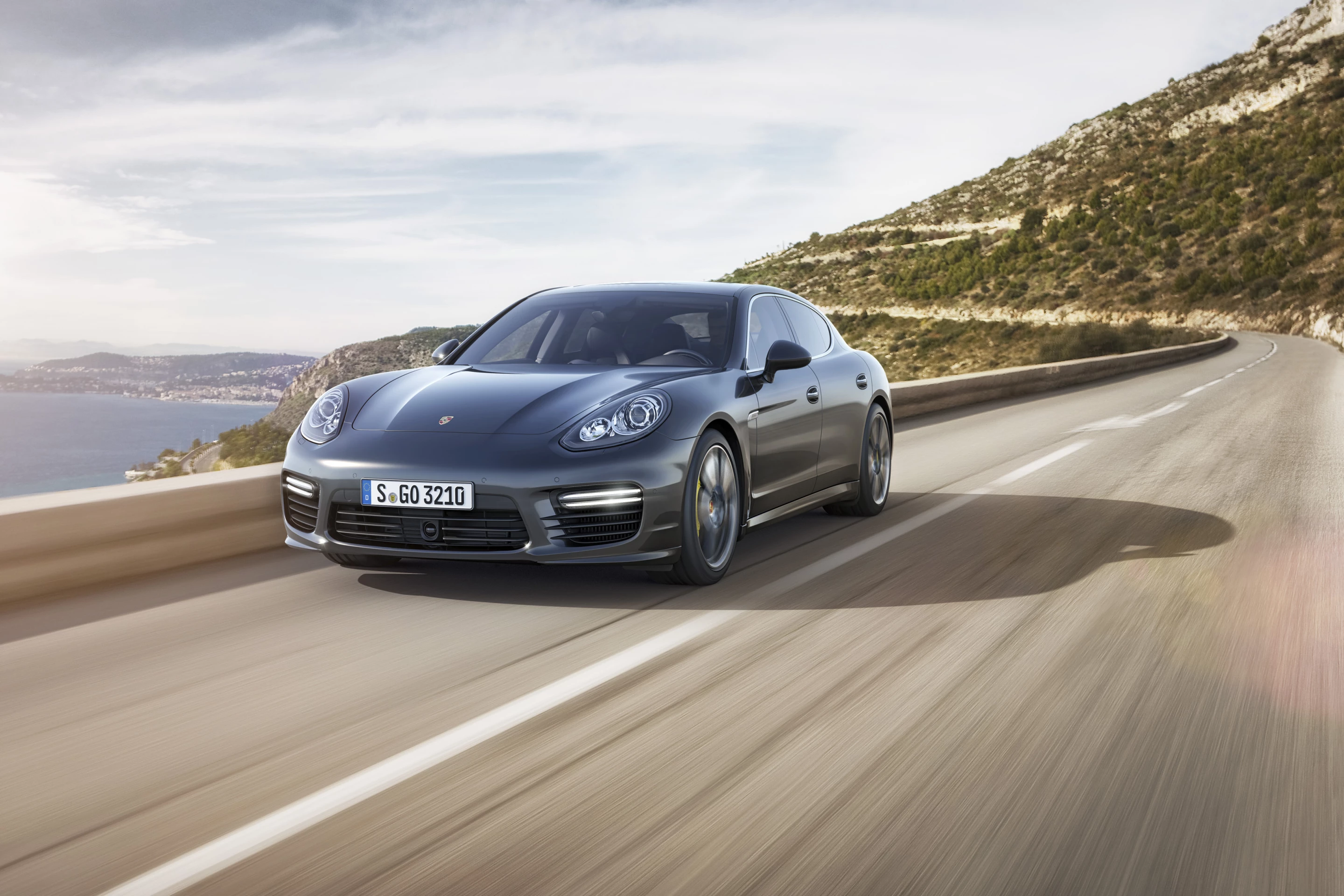 The new Porsche Panamera Turbo S debuts at the Tokyo Motor Show