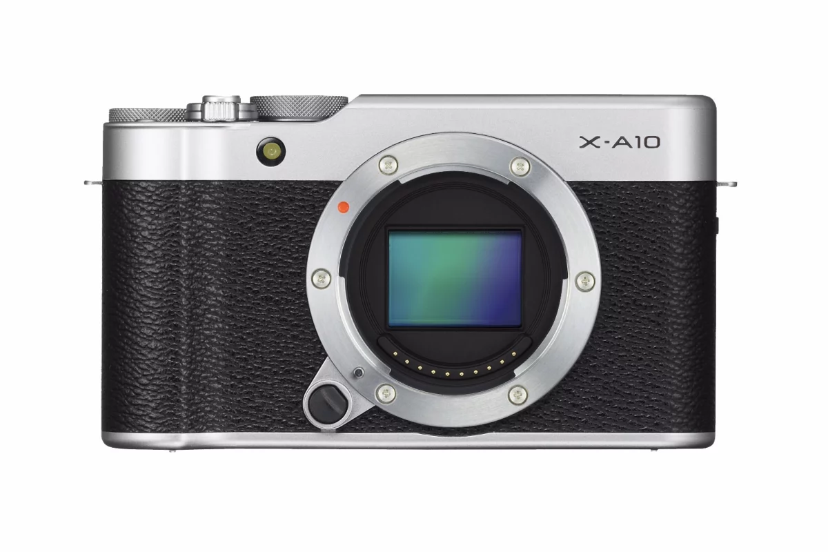 The Fujifilm X-A10 is a new entry-level mirrorless camera