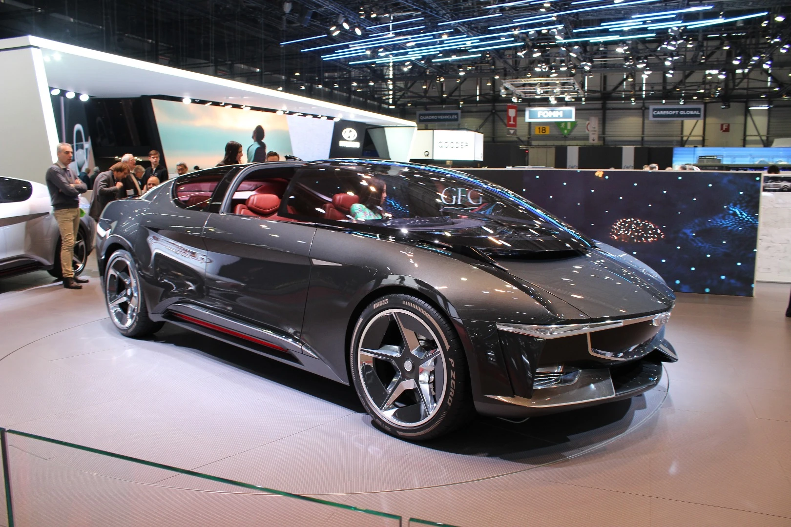 The GFG Sibylla has proportions similar to that Corvair concept of 1963, but its sleek futuristic look is marked by well-defined lines, deep cuts in the bodywork, and an aggressive cooling intake