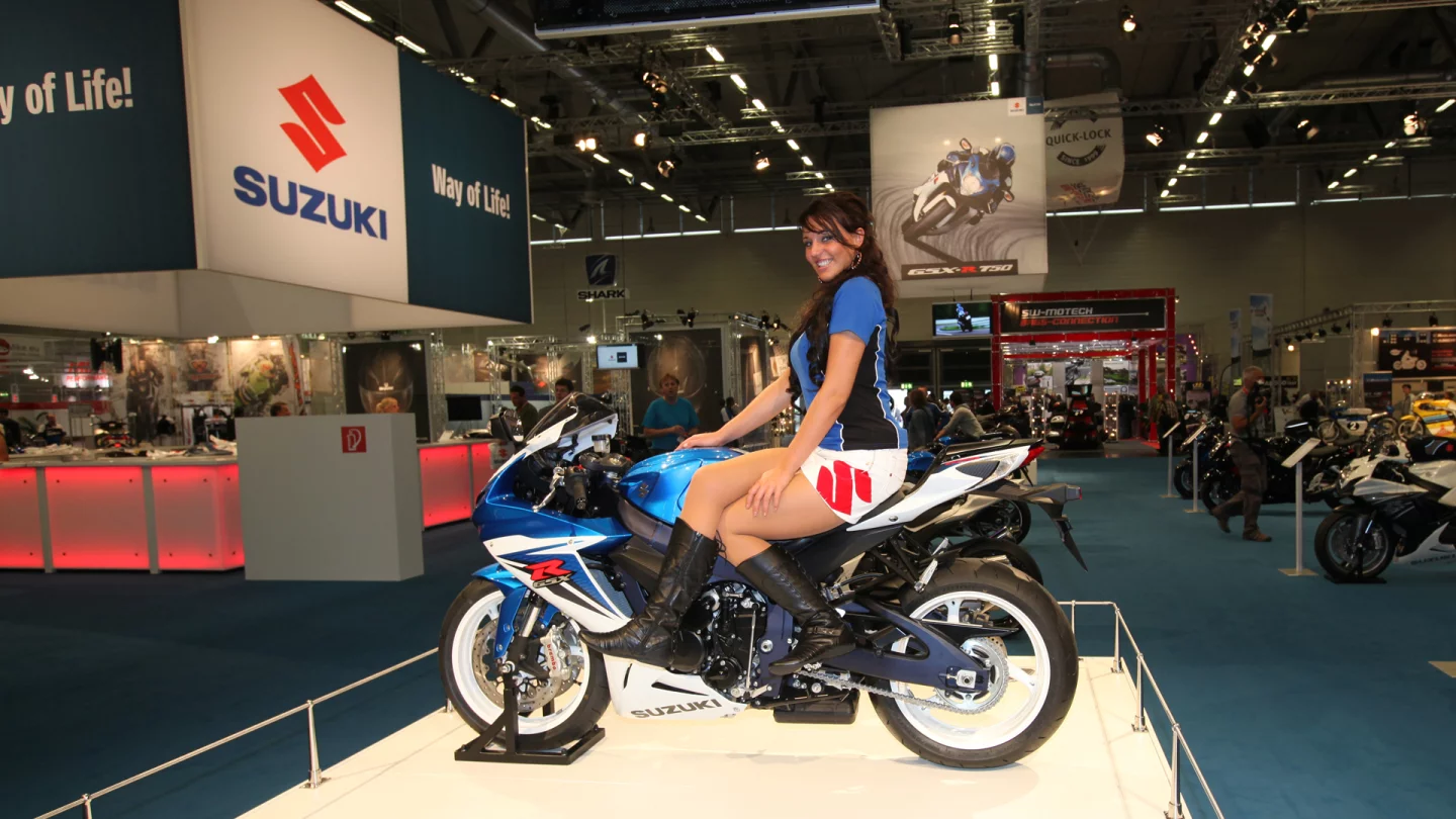 Suzuki's new 750 promises a very sweet-handling, lightweight super sports ride