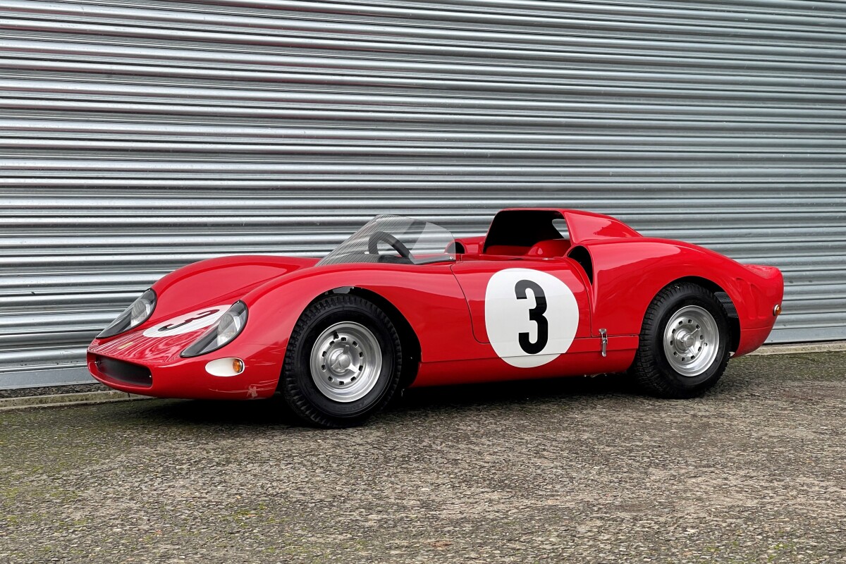 Ferrari 330 P2 Junior by De La Chapelle | Sold for €120,000 ($145,445) at RM-Sotheby's Paris Auction on February 13, 2021