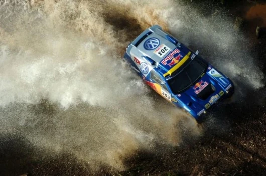 The Volkswagen Touareg 2 of Jutta Kleinschmidt/ Fabrizia Pons