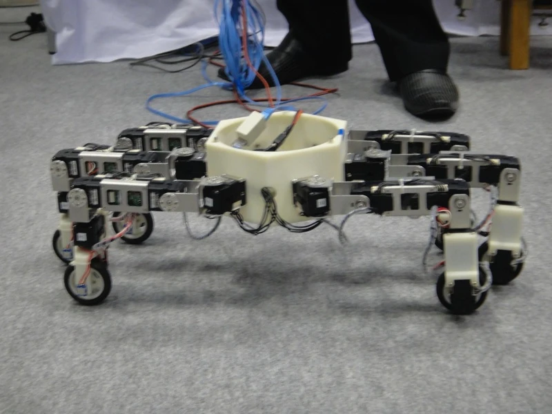 The Asterisk six-legged robot