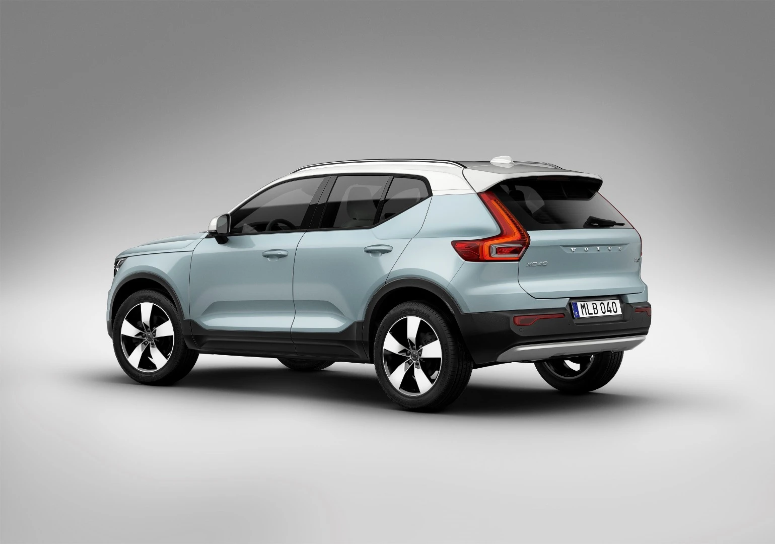 The Volvo XC40 has a similar equilibrium of design as the larger XC60 and XC90 models, downsized to match the proportions of the compact market