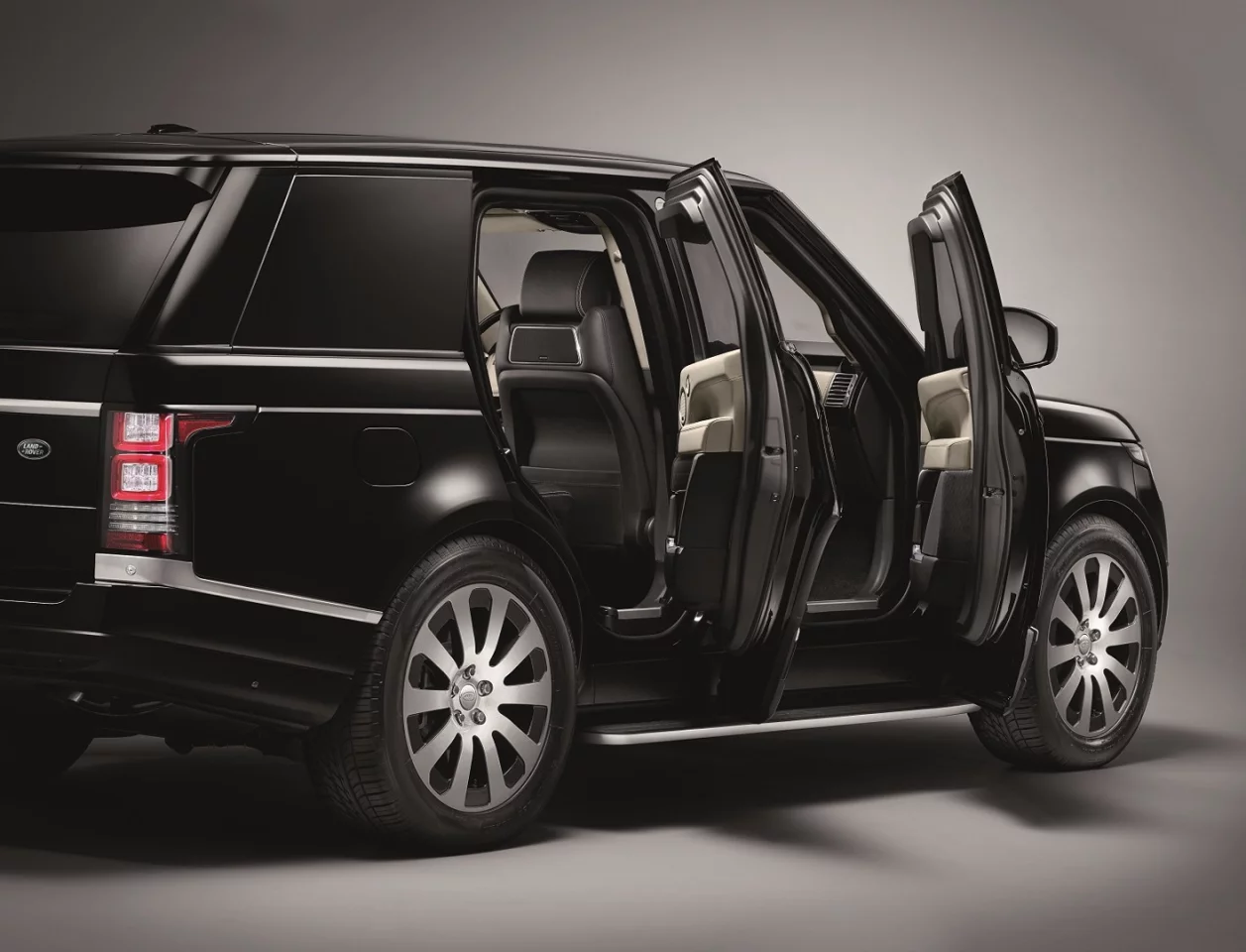 The Range Rover Sentinel has an armored steel cab