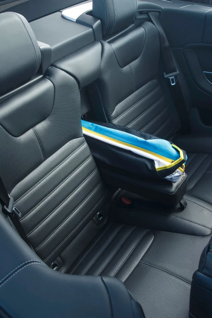 The ski hatch on the Evoque Convertible lets you carry skis and similar shaped items