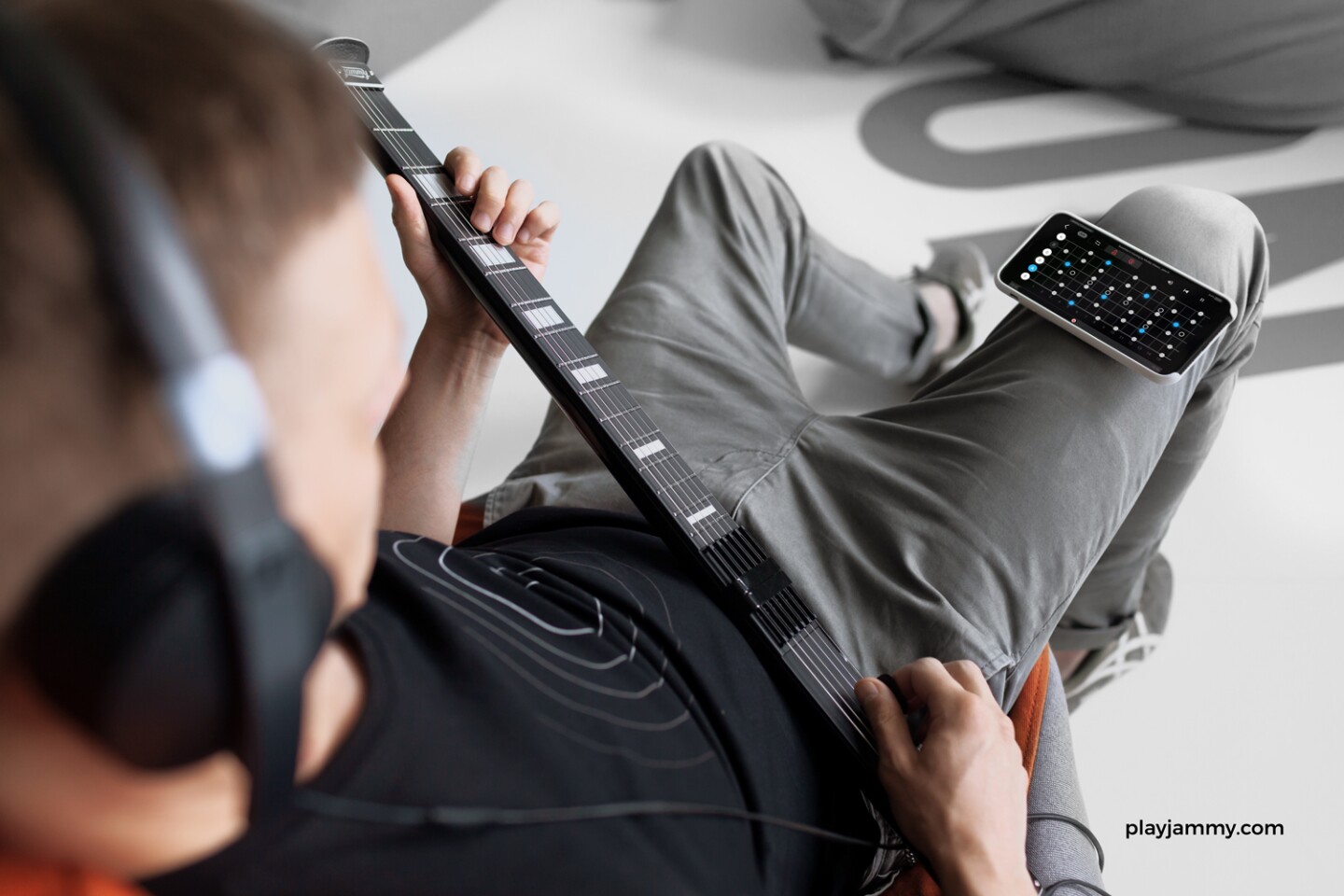 RnD64 says that 70 percent of rock hits can now be played on the Jammy travel-friendly MIDI guitar