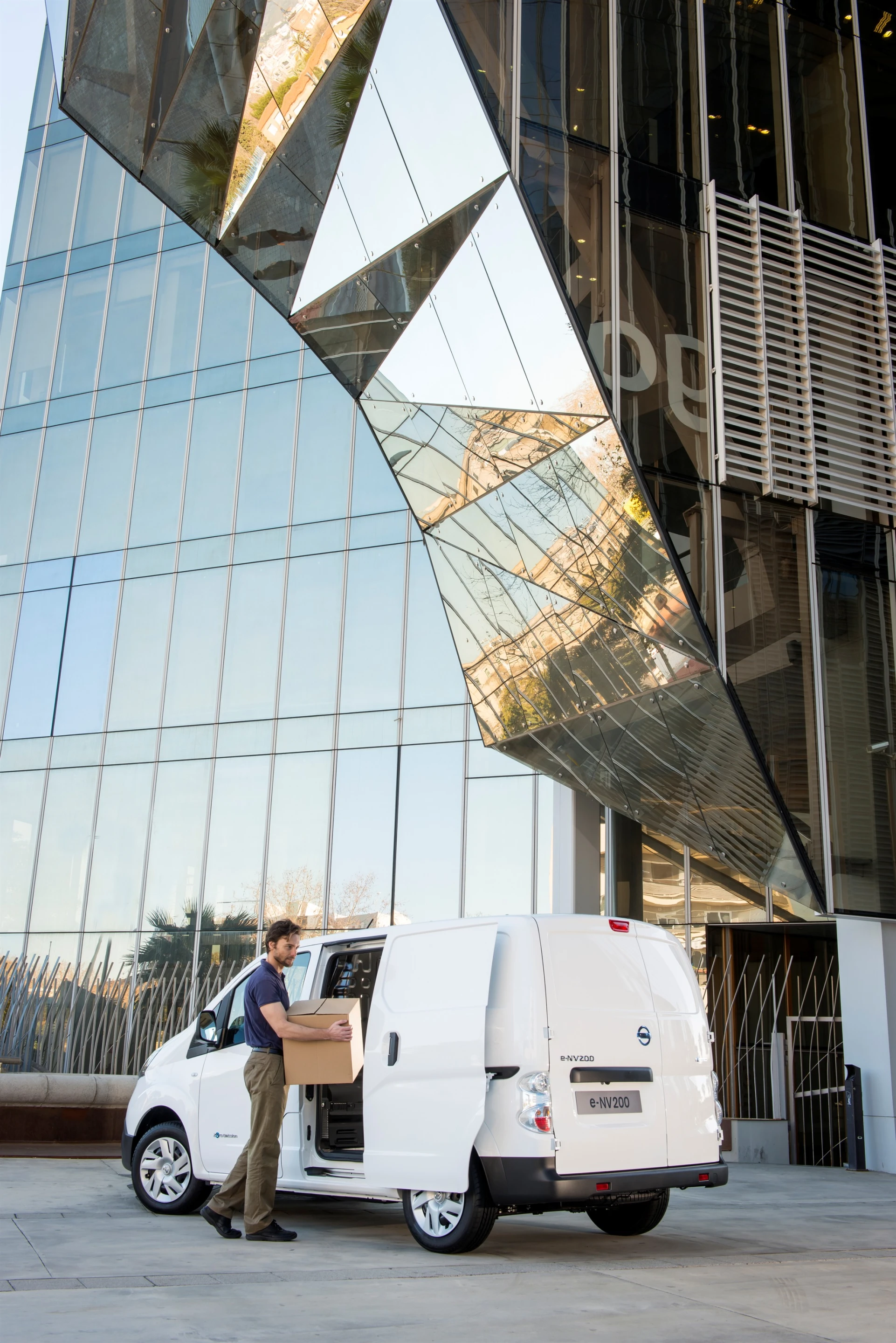 Nissan's e-NV200
