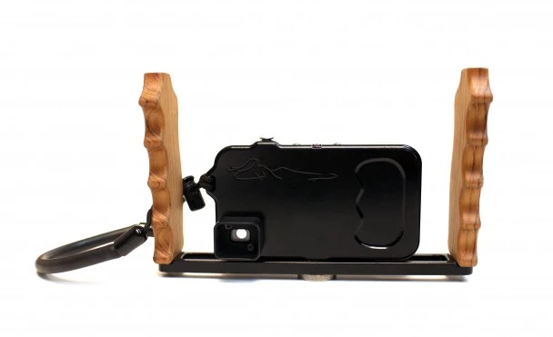 The FourPro is a salt-tolerant underwater housing for the iPhone 4 and 4S, which allows the phones to shoot undersea video at depths down to 100 feet