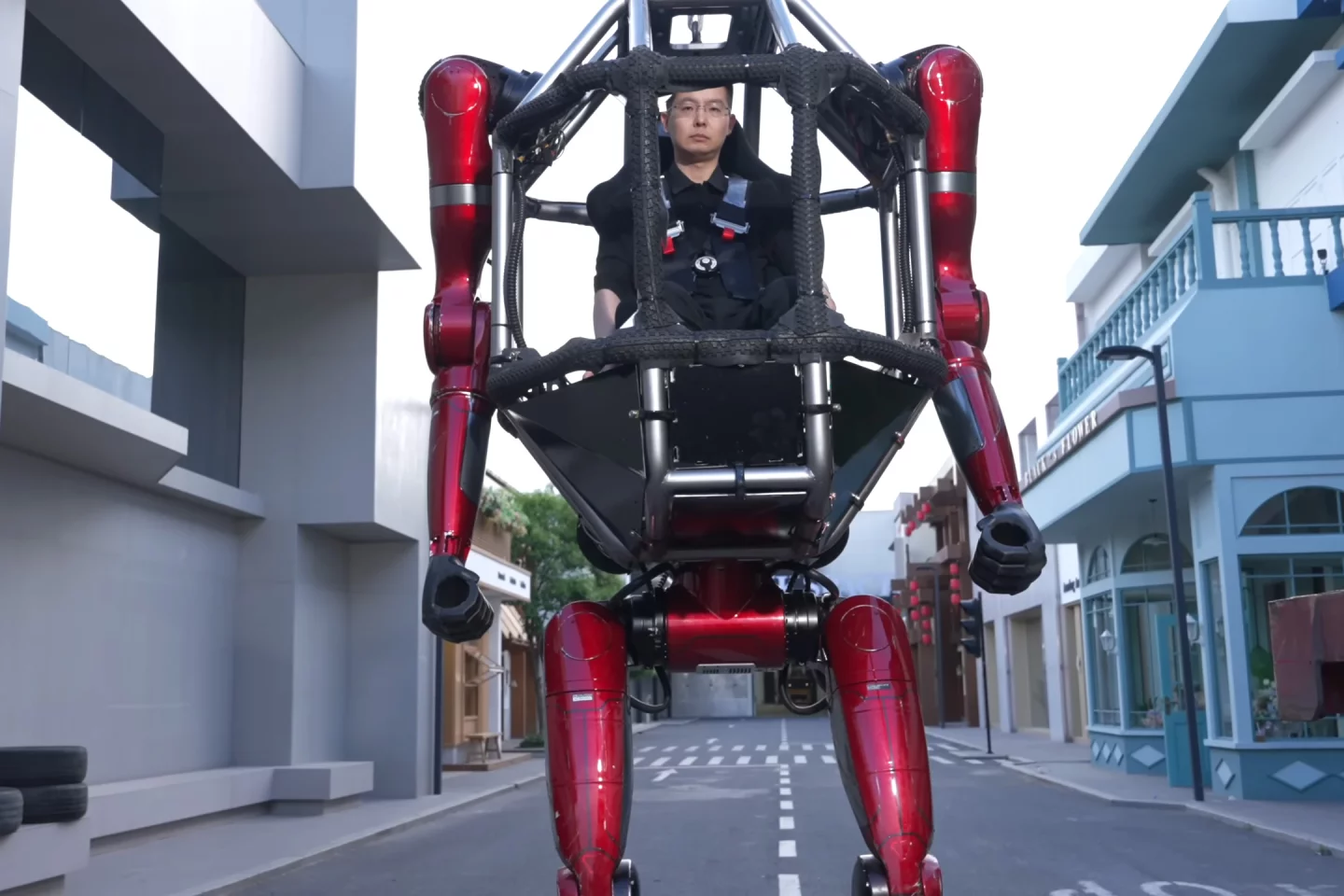 Be a hero, supervillain, or entitled commuter in Unitree's working mecha suit