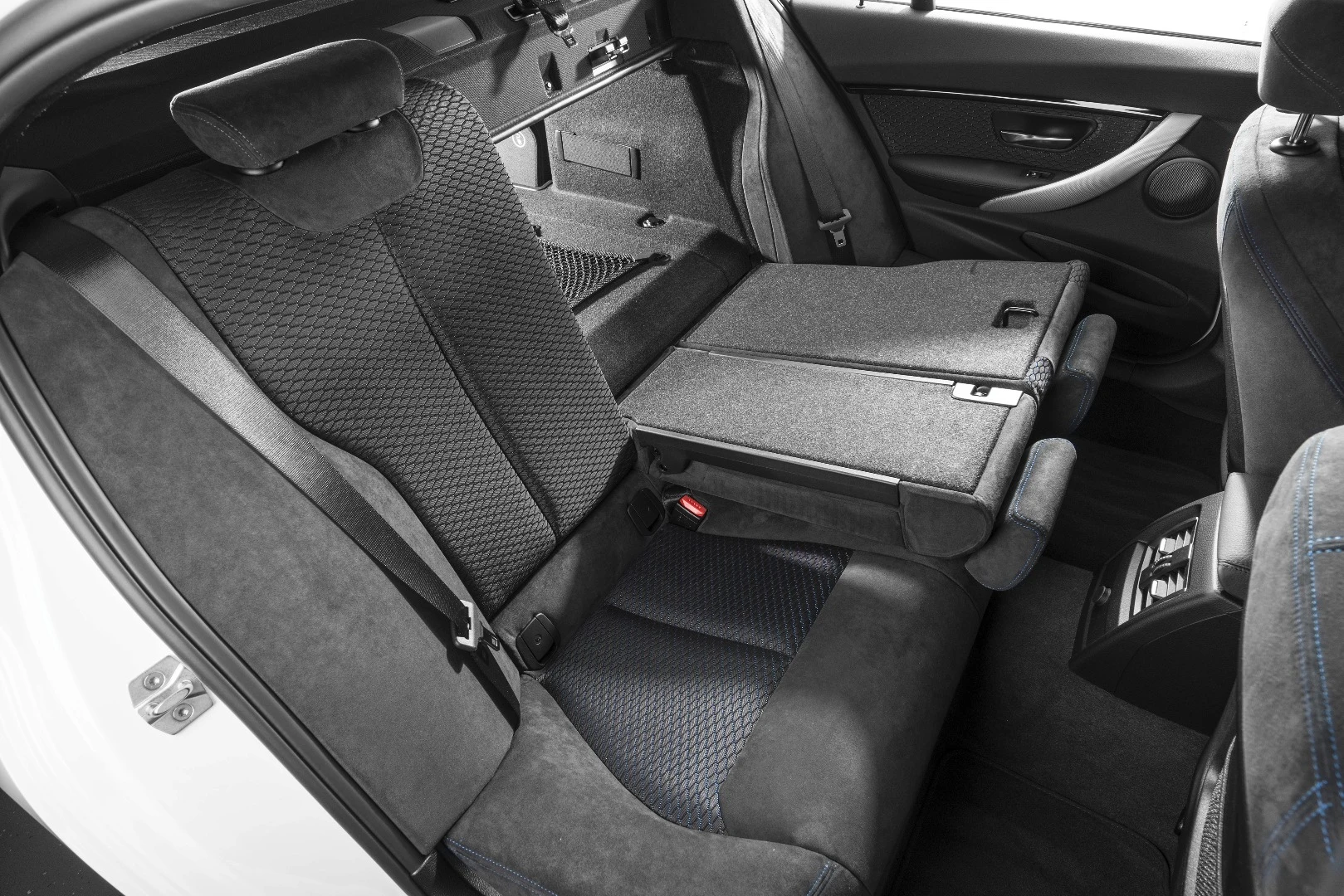 The rear seats have the same 40/20/40 split-fold that is present in the standard 3 Series sedan