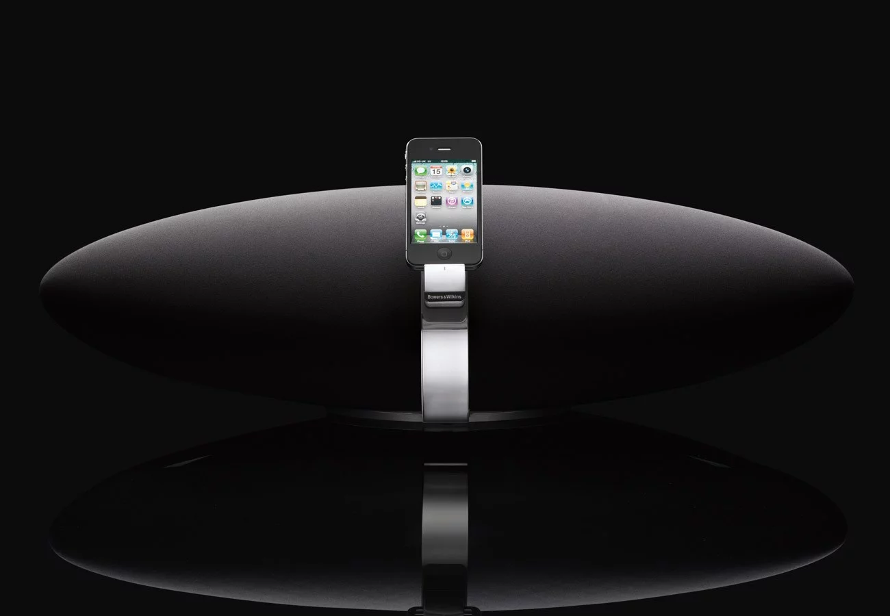 The Zeppelin Air from B&W