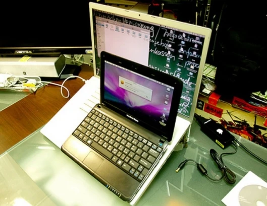 Comparison with 17-inch MacBook Pro