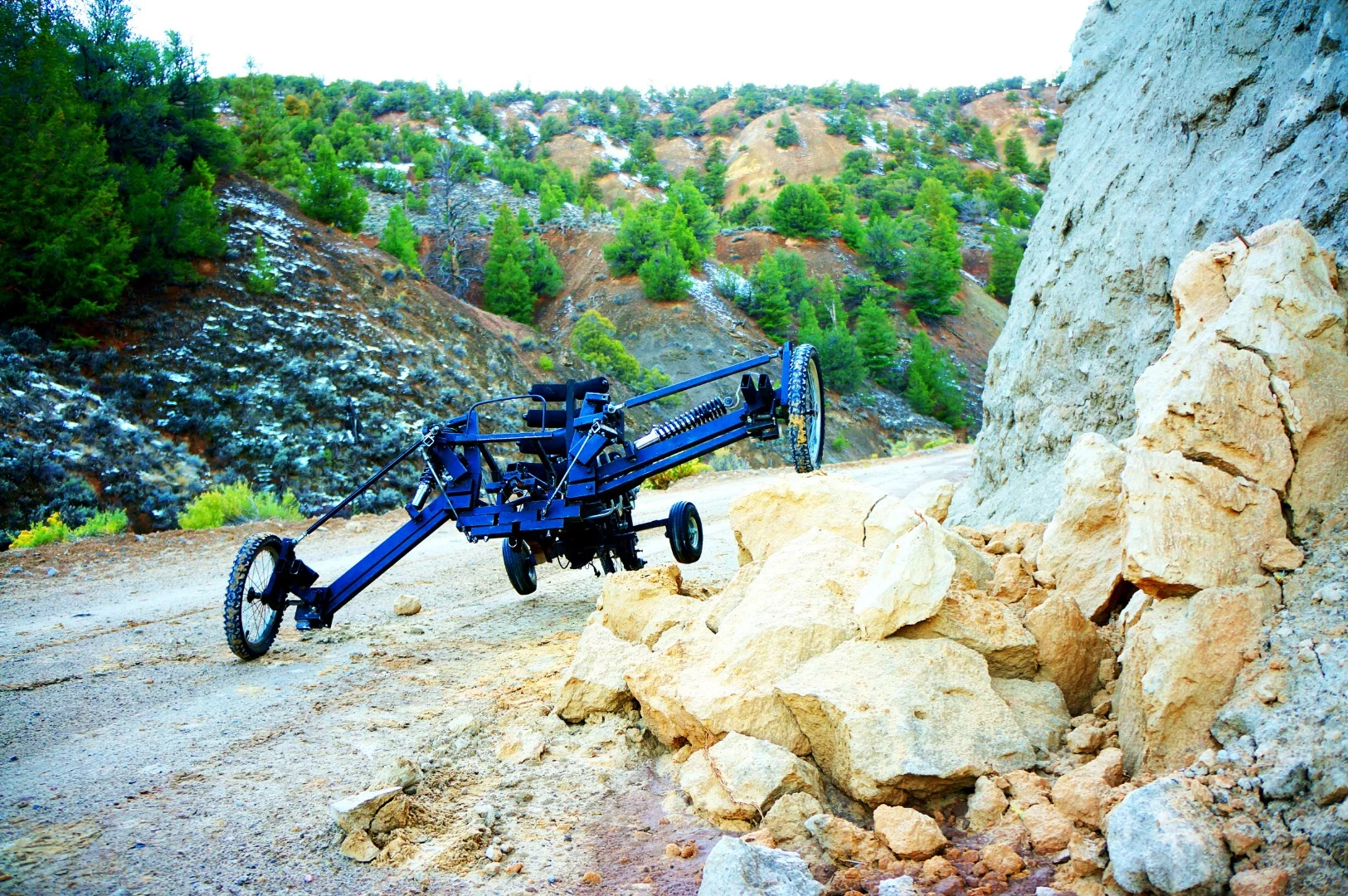 The off-road Comanche's optional independent front suspension system is demonstrated