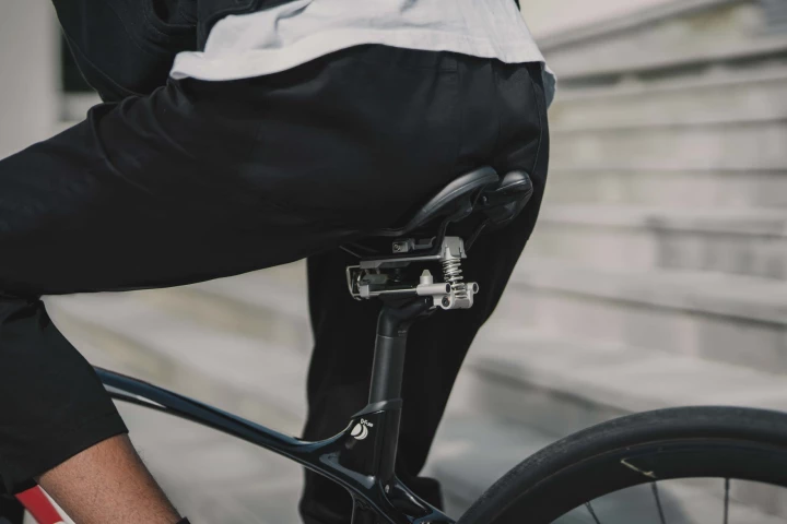 The Air Seat can be purchased in rider weight limits of 80, 100, 120 or 130 kg