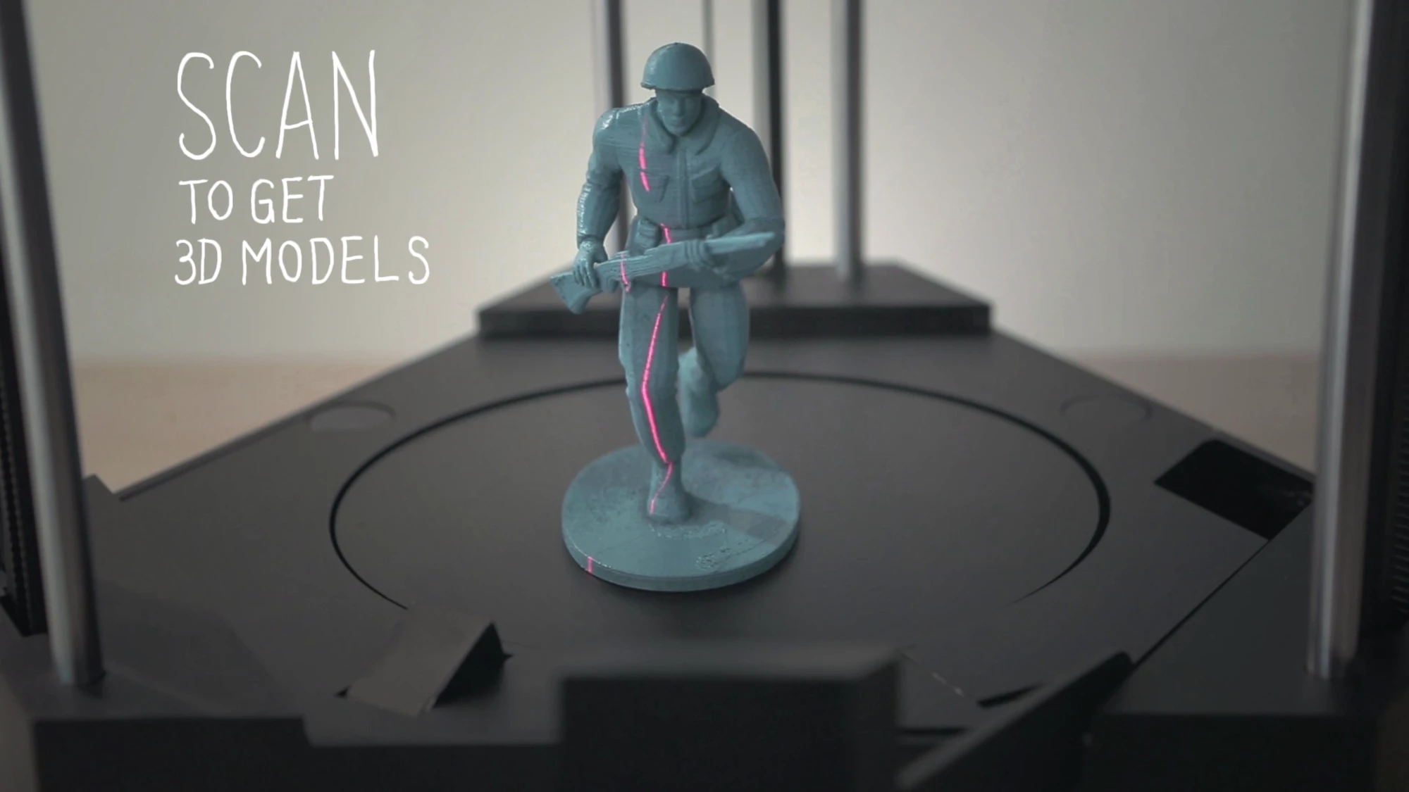 The 1.3 MP CMOS sensor can scan small objects from as they lay on a revolving platform