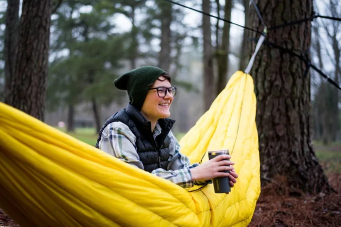 The Swayy hammock is suspended by aluminum alloy cinch buckles and carabiners along with polyester and Dyneema webbing