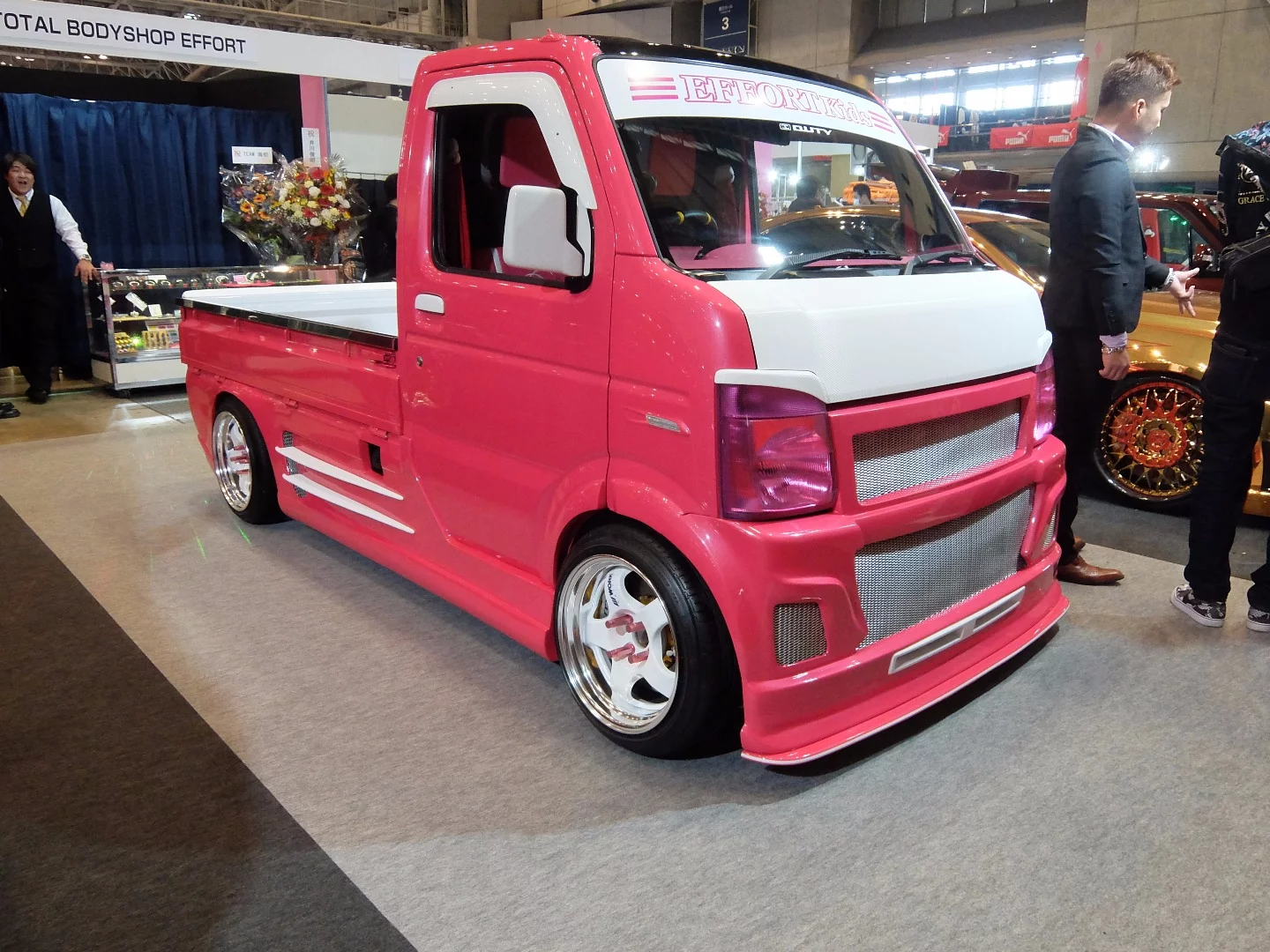 This is a Kei-Pick up truck from a company called Hello-Special features butterfly doors