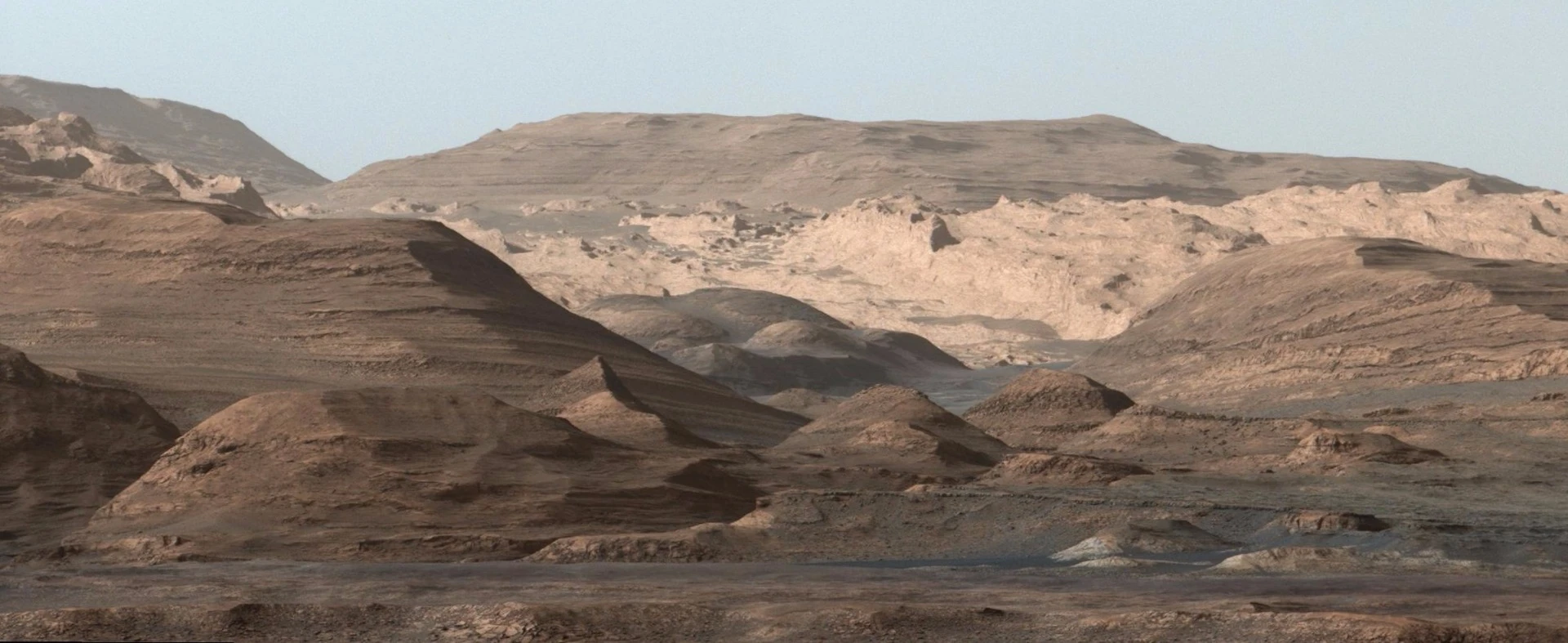 Mount Sharp showing layering
