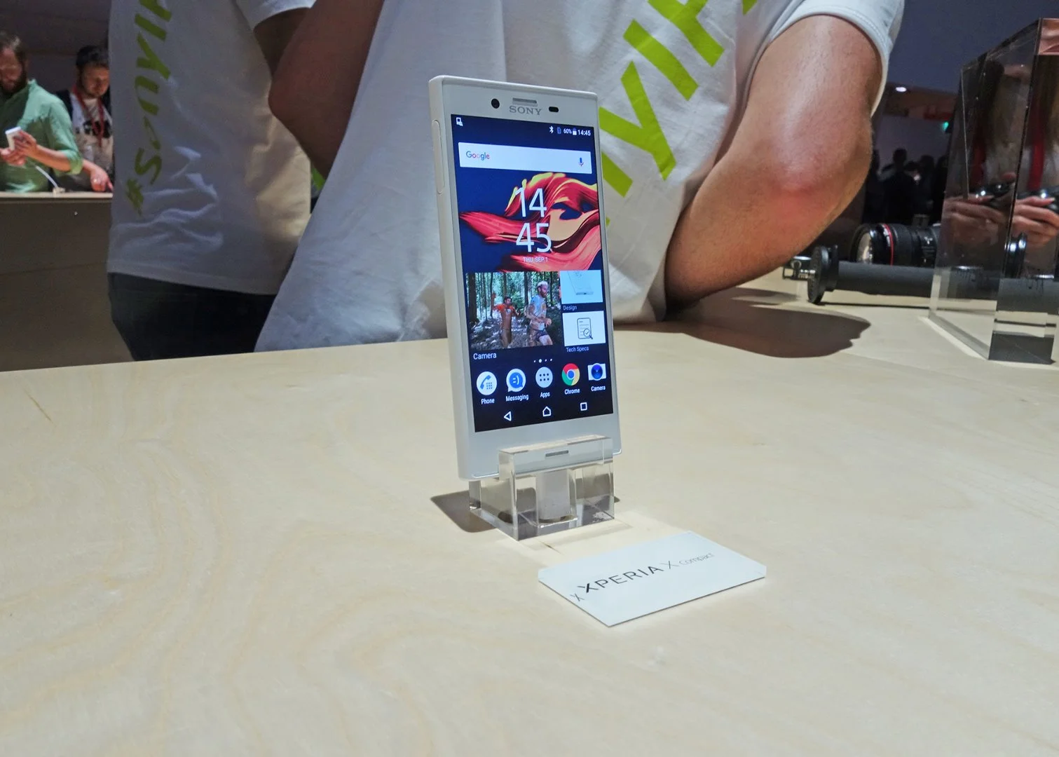 As with the Xperia XZ, we were impressed with the clarity and vividness of the colors on the Xperia X Compact