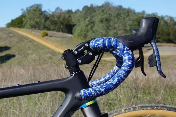 The Kinekt Suspension Stem is presently on Kickstarter