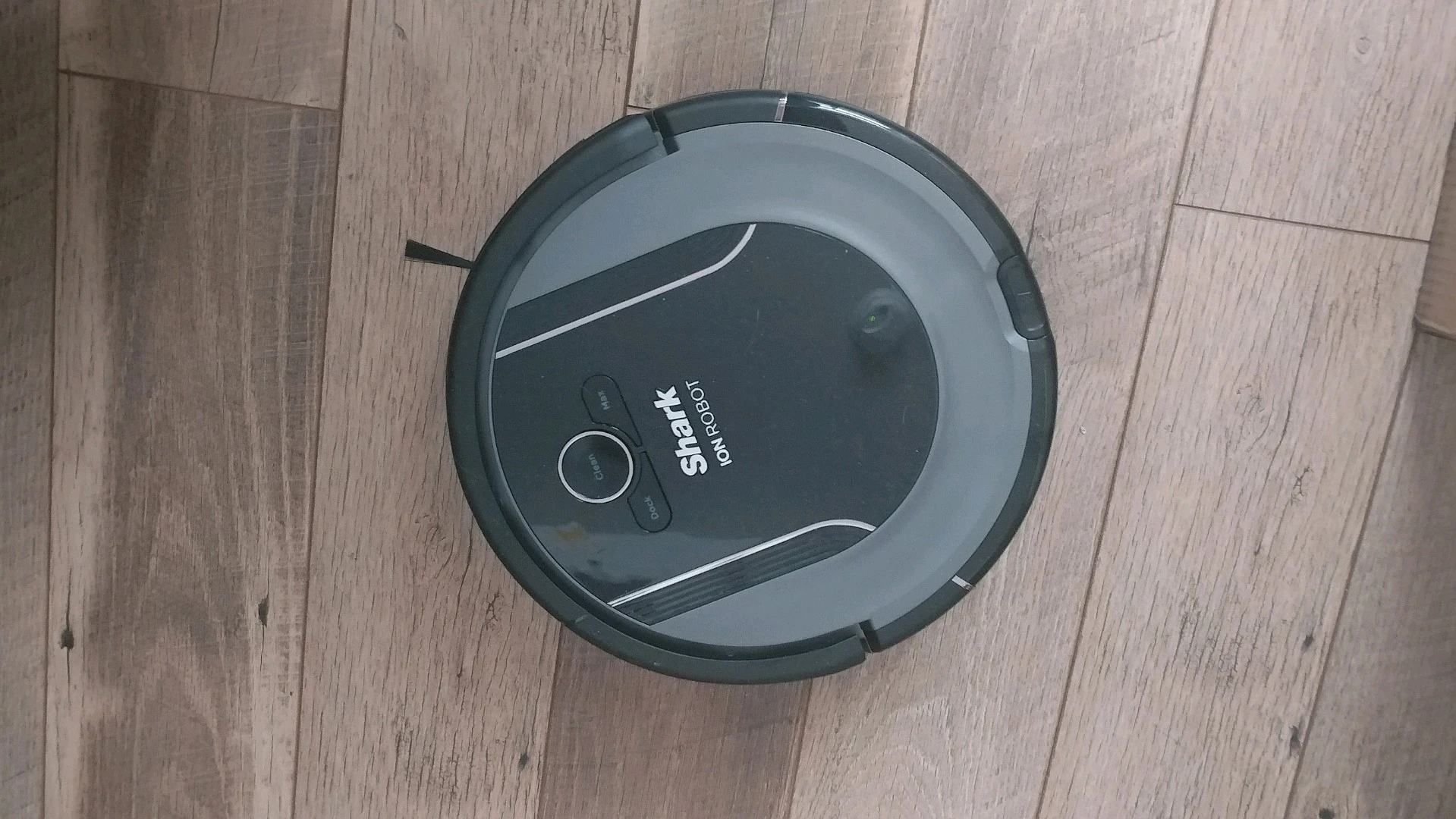 The Shark Ion features a powerful amount of suction and the ability to traverse varied indoor terrain