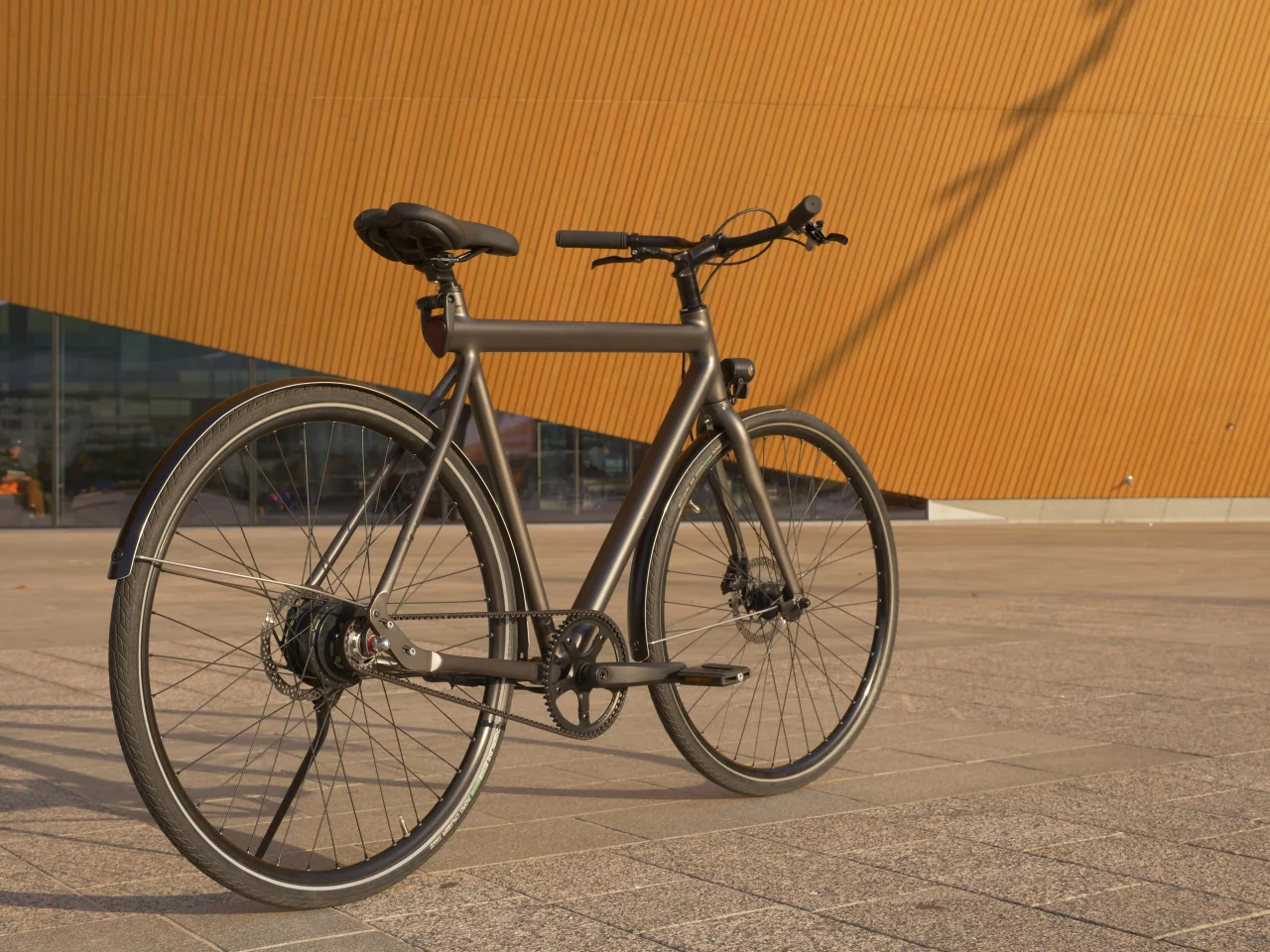 The battery is housed inside the top tube, and secured with an integrated locking mechanism