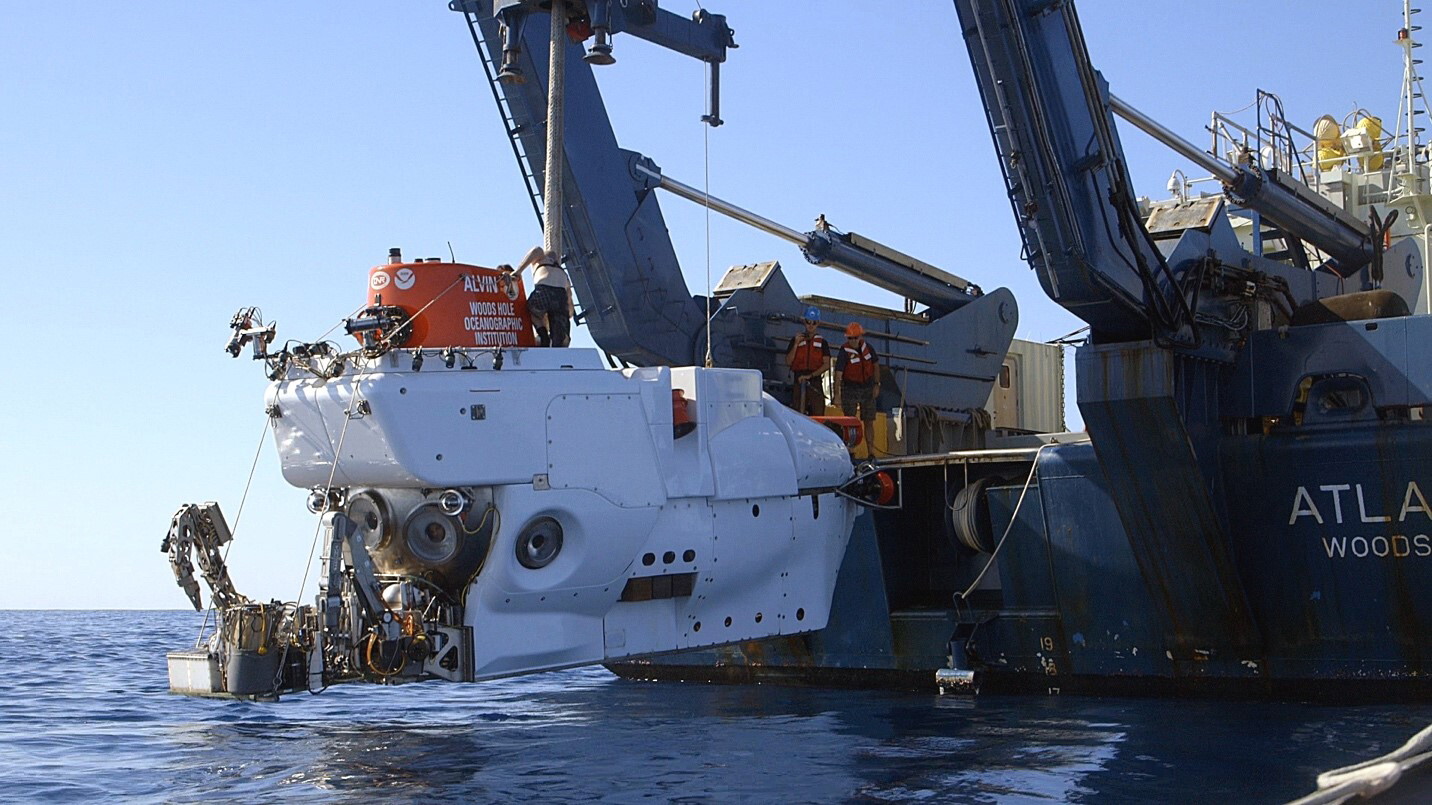 HOV Alvin, launched from research vessel Atlantis, captures coral reefs for the first time