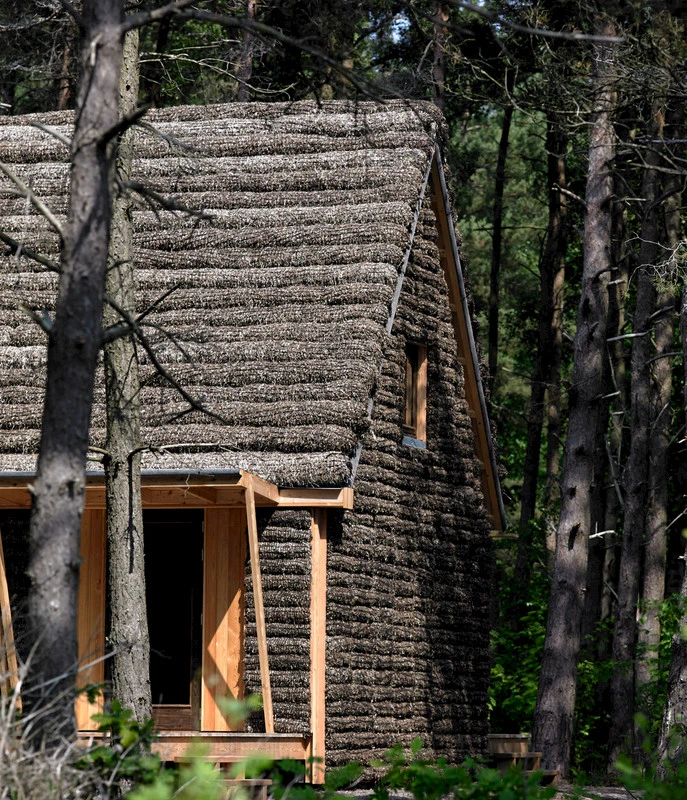 The Modern Seaweed House by Vandkunsten