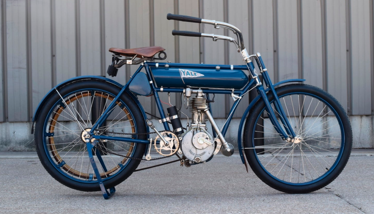 Extremely rare with a fascinating tale behind it, this 1909 Yale 500cc Single would be near identical to the first to cross America in 1903. We know of only one of these that has been sold before, by Bonhams in 2008 for $23,400, so if the high bid of $35,000 for this bike had been accepted, it would probably have been a record for the model. The reserve was $40,000 but no common ground could be found.