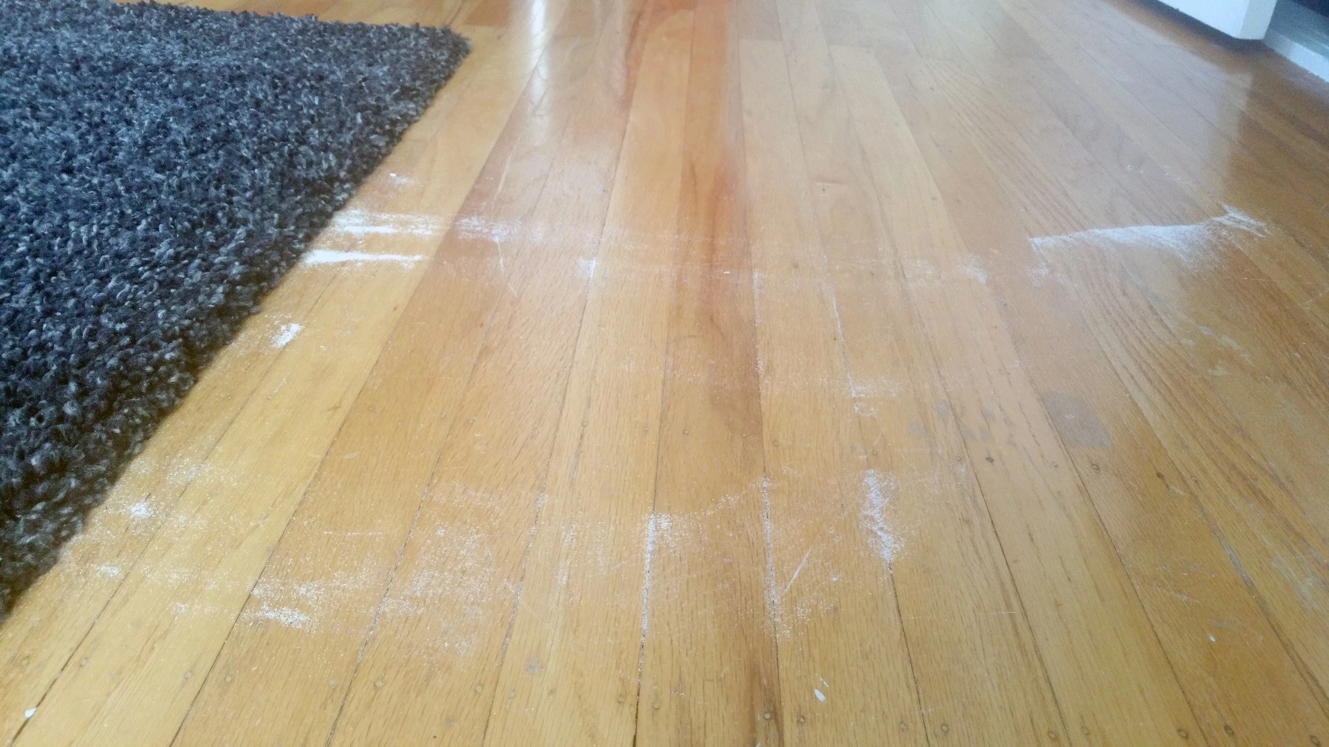 The Botvac D80 can end up tracking particles, especially when transitioning height