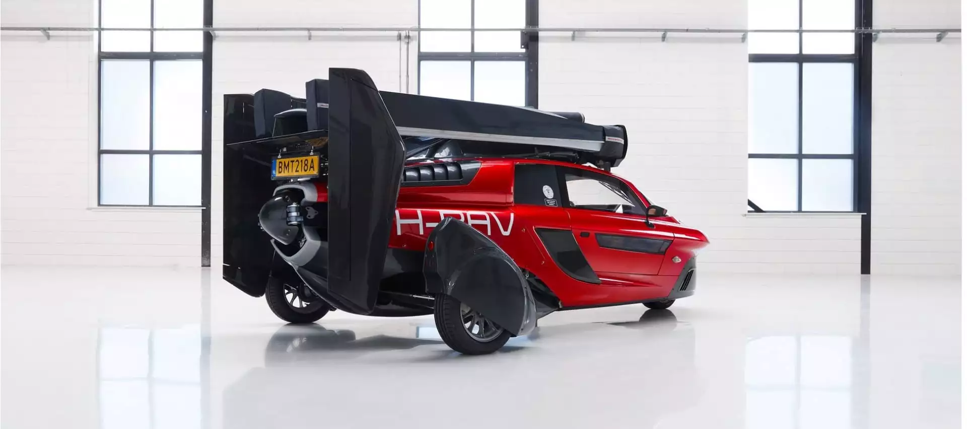 Folded up in street mode, the Pal-V looks like half a supercar with some strange, expensive outdoor sports gear strapped to the roof