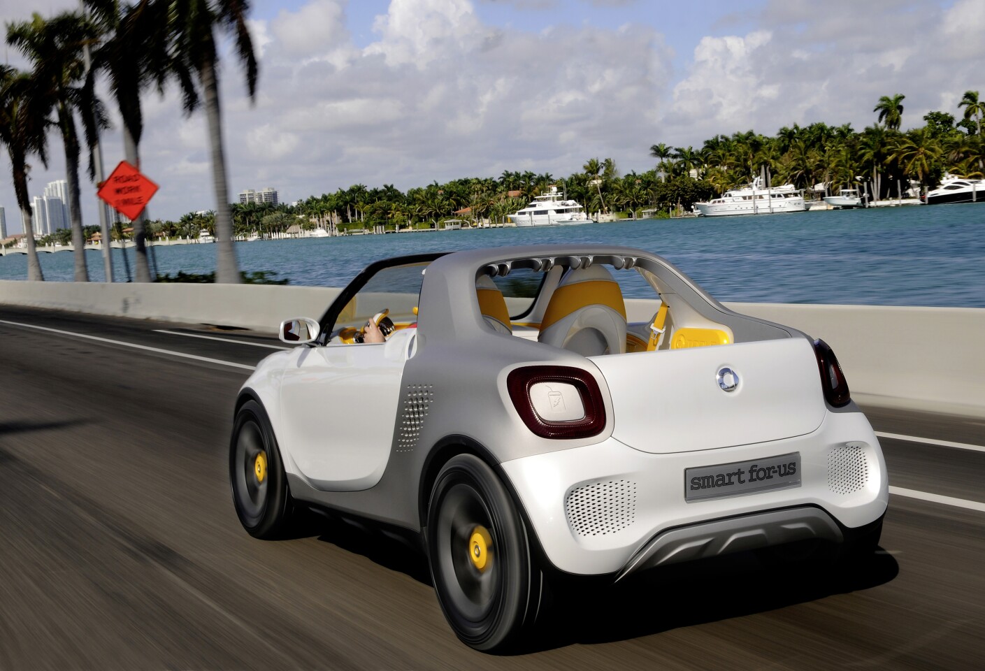 smart forus concept puts a megapickup spin on the fortwo
