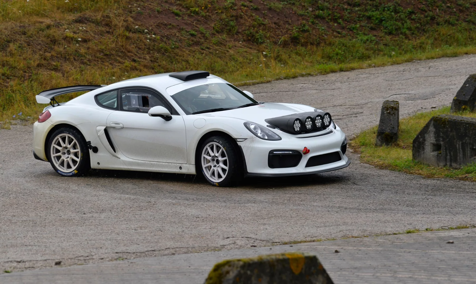 The Cayman GT4 Clubsport getting a touch sideways
