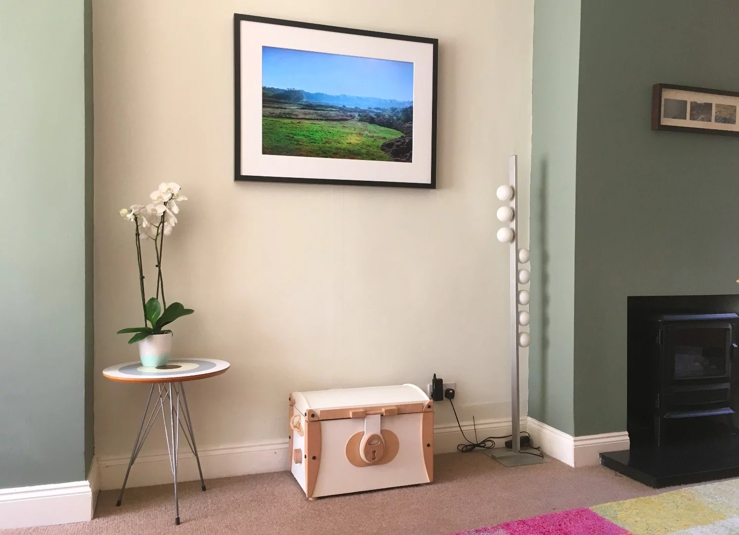 The Memento Smart Frame has a 3,249 x 2,160 resolution