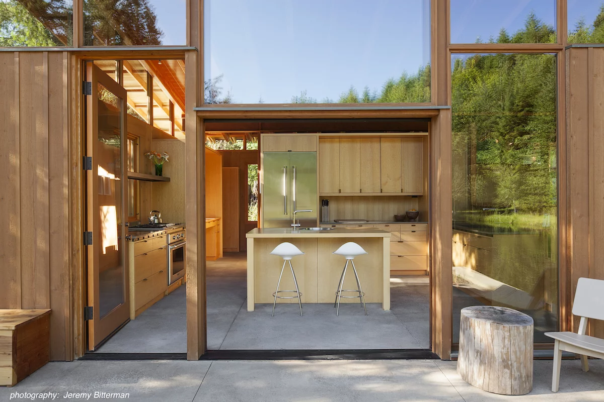 Few homes take their place as well as Newberg Residence, by Cutler Anderson Architects. Situated in Newberg, Oregon, it takes the form of a bridge over a large pond