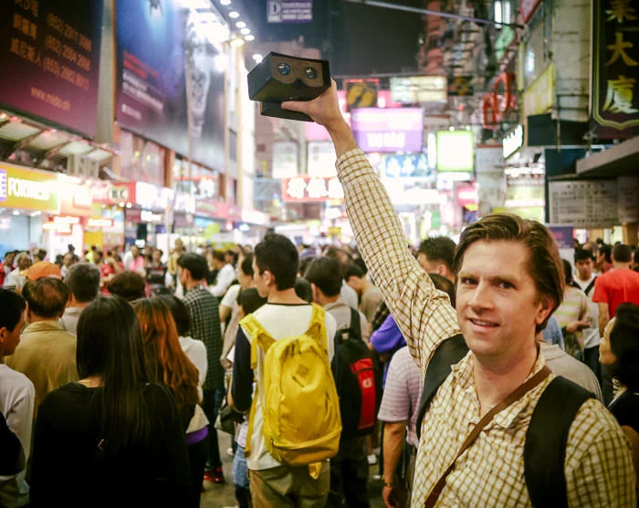 The Poppy reached its Kickstarter goal of US$40,000 in less than a day, so it may soon become the first device that takes 3D images with an iPhone camera