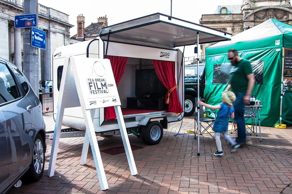 Mogo Freedom creates a mini movie theater