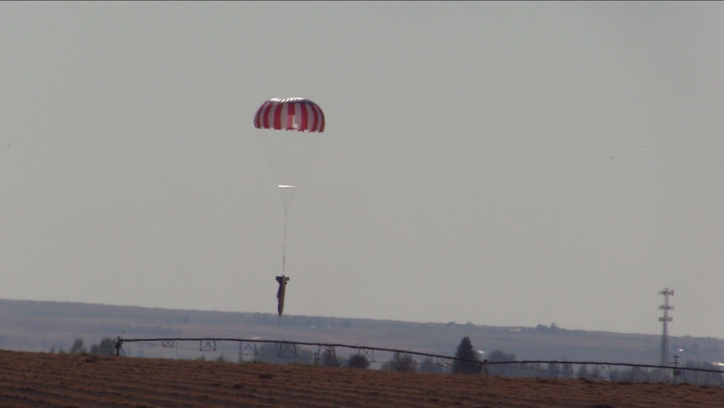 Eddie Braun floats to the Earth aboard the Evel Spirit, and into the history books