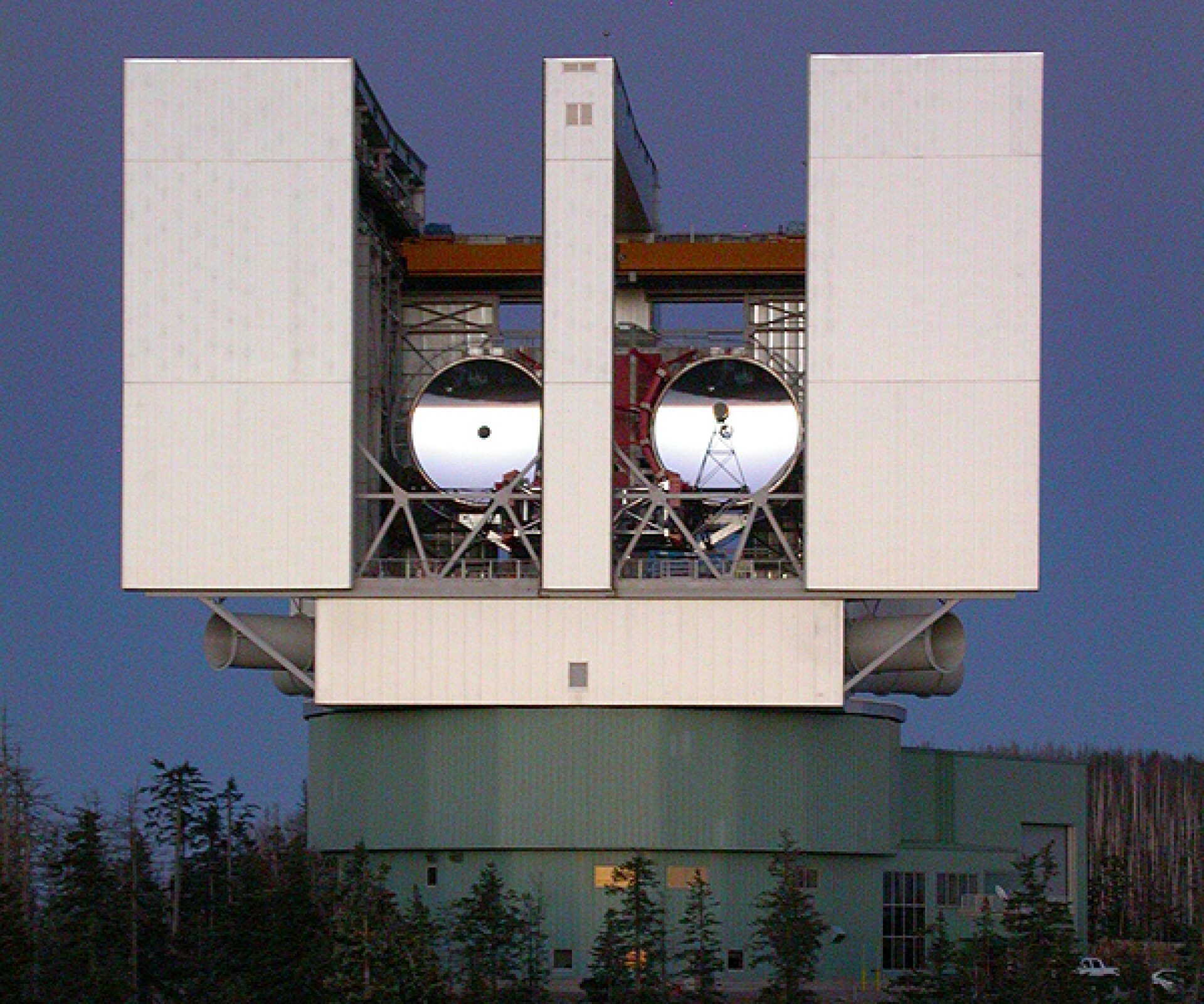World's largest optical telescope gains a powerful tool, with LUCIFER